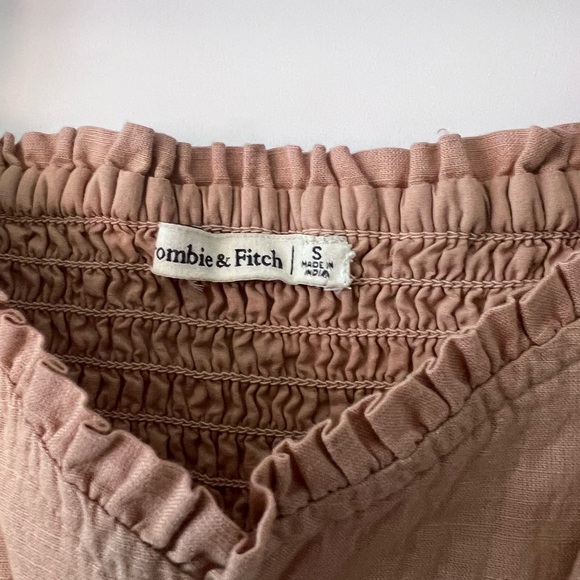 Abercrombie and Fitch Top - Picture 2 of 3